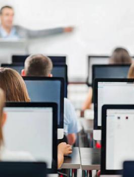 DIENES Schneidseminar unserer Akademie, online oder beim Kunden vor Ort.