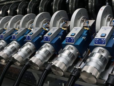 Ein DIENES Schneidsystem mit dem Messerhalter DS 8 mit Senso Control