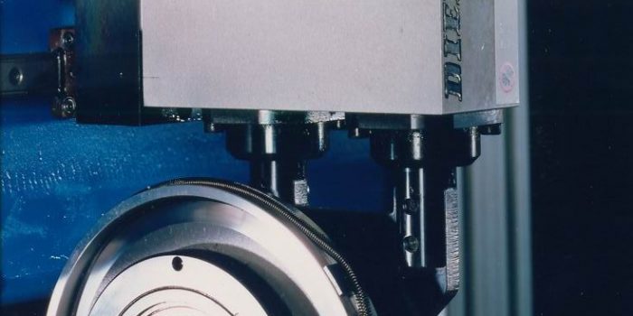 Ein DIENES Messerhalter mit dem Einstellschieber Easy Set.