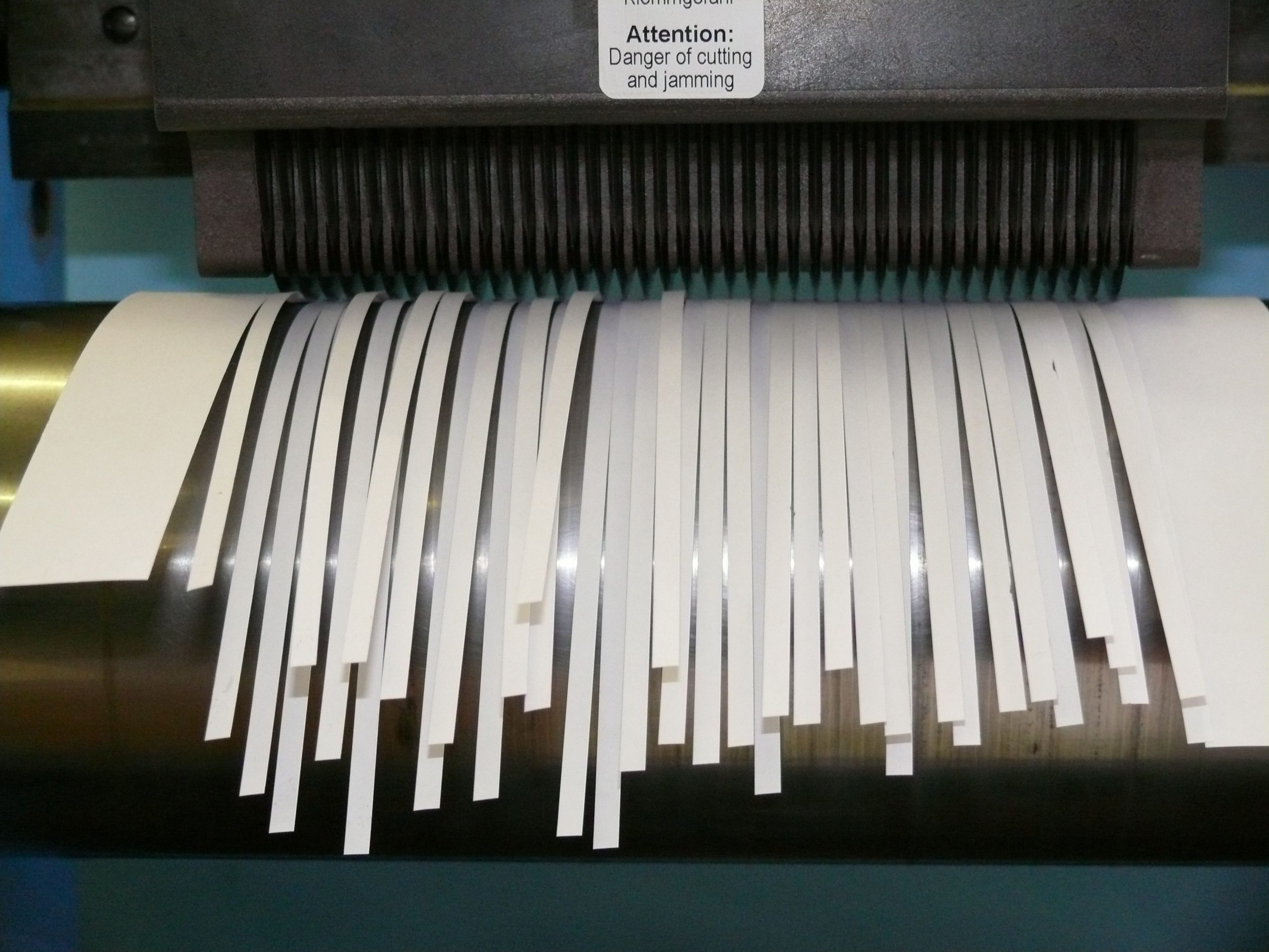 Die Quetschschnitt Schneidkassette für den Schmalschnitt im Einsatz.