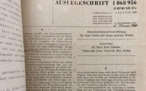 Das Bild zeigt einer der DIENES Patente und zwar eines von 1959 für eine Exzenterfeststellung auf einer glatten Welle.