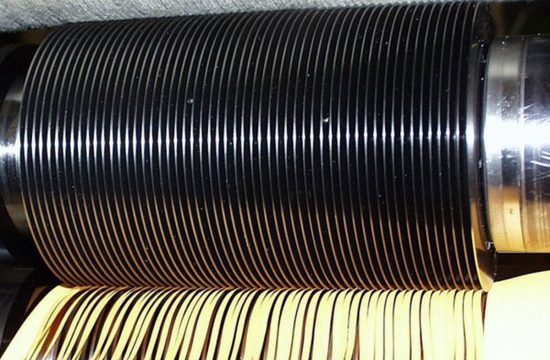 Shear cut slitting cassette for narrow cut from DIENES.