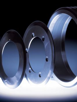 Das Bild zeigt vier der DIENES Rundmesser.