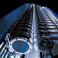 DIENES slitting system with the highly innovative SIMU-FLASH simultaneous knife positioning system.