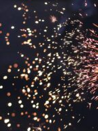 La qualité du couteau est déterminante pour un résultat de coupe optimal. En plus de la production, l'entretien des couteaux et donc le réaffûtage est un facteur important.