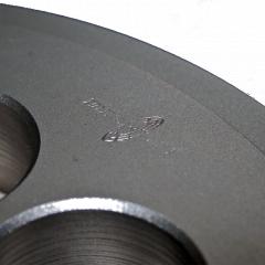 DIENES bietet auch verschiedene Ventile für Flüssigkeiten an.