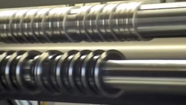 DIENES – Muffe-Nutmesser-Schneidsystem_Collar-Bottom Knife-Slitting System (V11)