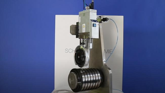 DIENES – knife holder ensures optimum overlap depth with Senso Control (V44)